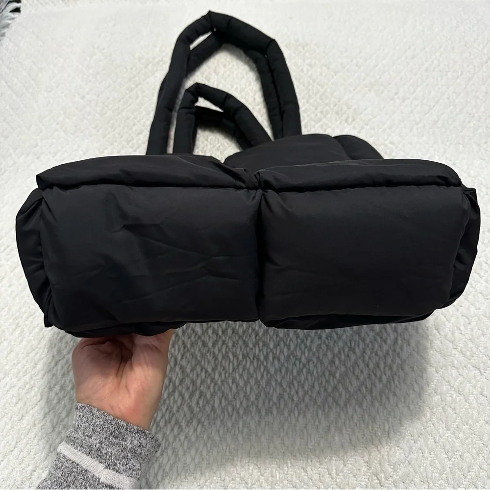 Northern Illinois University Huskies Black Tote Bag - Picture 4 of 8